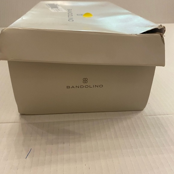 Bandolino Women’s Black Patent Loafers Tassel Fillups Vegan New 8.5 w Box - Picture 10 of 13